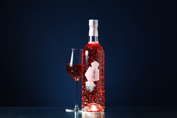 桜色のロゼに銀箔が輝くワイン！】月夜に輝くロゼワイン「銀櫻 -ginou