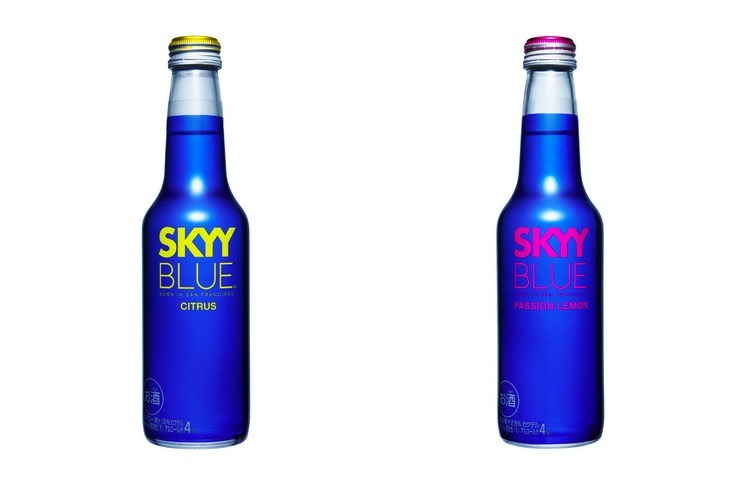 低アルコール瓶入りRTD「スカイブルー」から シトラスとパッション