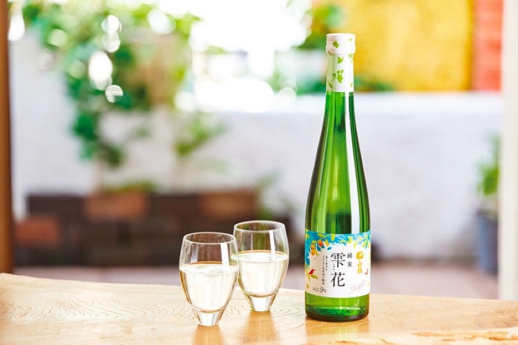 雫花」シリーズ第二弾商品！日本酒「白鶴 雫花 純米500ml」が新発売