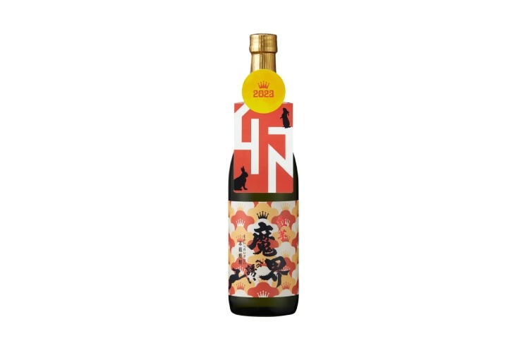 卯デザインの“干支ラベル”芋焼酎「紅芋 魔界への誘い2023」発売