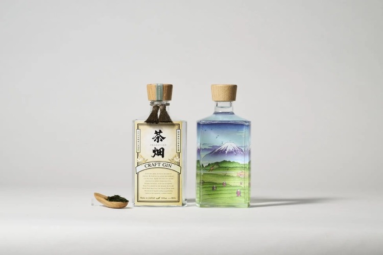 これぞ日本の魅力！茶葉を感じるクラフトジン】「茶畑」が数量限定発売