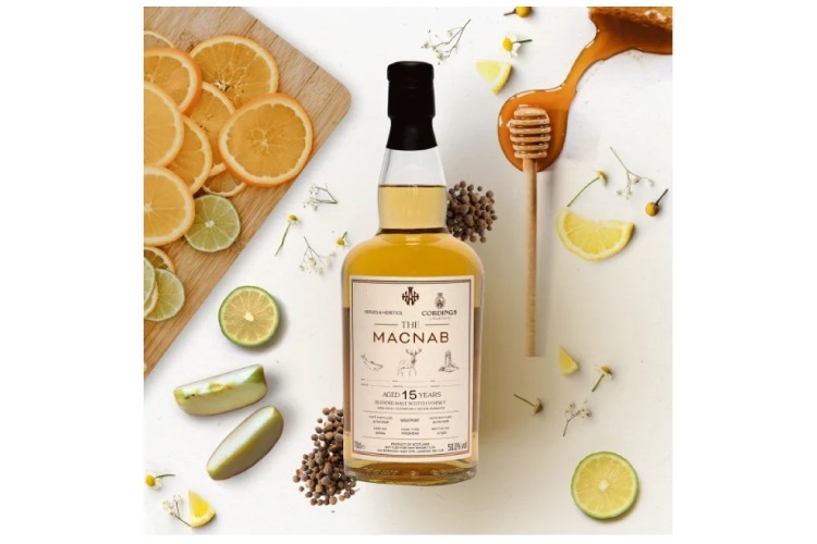 値下げ　日本８０本限定　Macnab（マクナブ）12yo 700ml 46% Amazon.co.jp: The Macnab 12yo(マクナブ12） : 食品・飲料・お酒