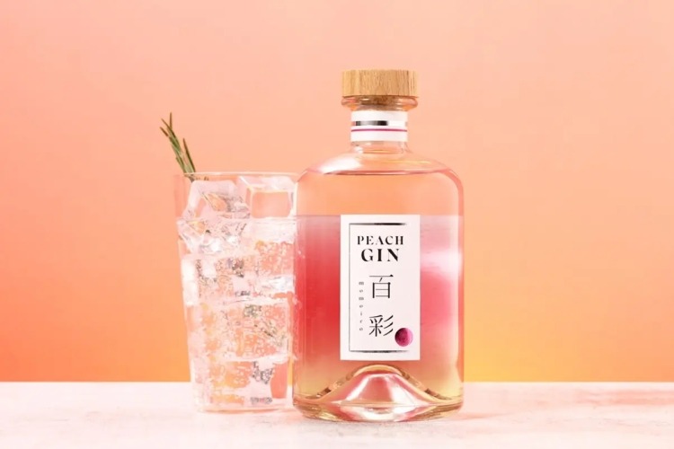 Shindaro ボード クリーム/ピンク 絶対旨い！国産白桃を贅沢に使用したクラフトジン】「PEACH GIN 百彩