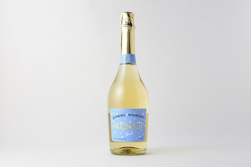 日本限定！”純木”スパークリングワイン「KISSui Brut」発売開始