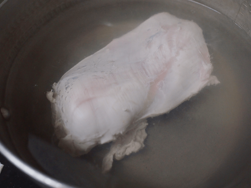 【レシピ】ビールが止まらない！香るおつまみ「香味野菜とピリ辛胸肉」