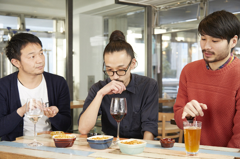 お酒の専門家がマジで検証！ベビースターラーメンに合うお酒はなに？