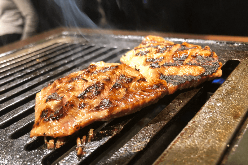 世界一の焼肉店！？神田の人気焼肉店「焼肉グレート」で希少部位を味わってきた