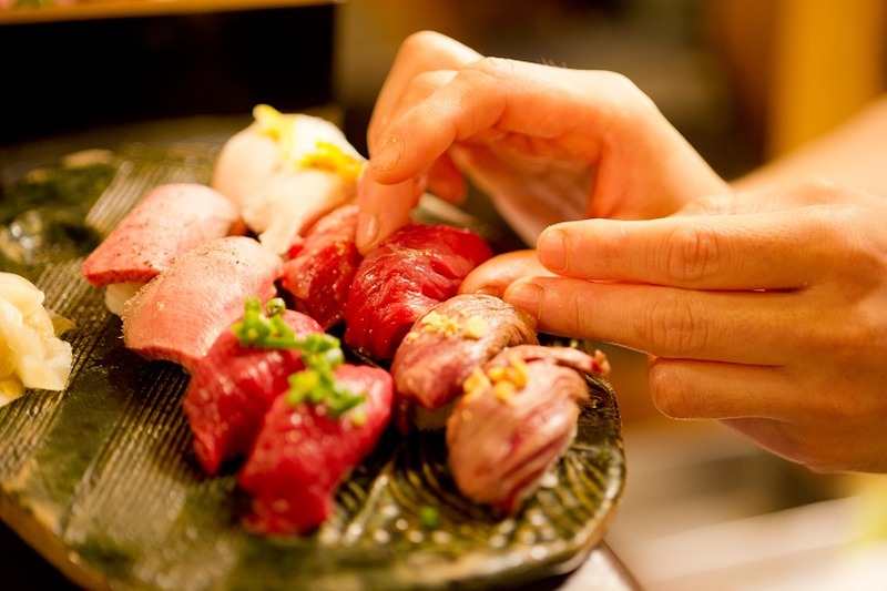 「中野 肉寿司」オープン！1ヵ月間生ビールとハイボールが190円均一に！