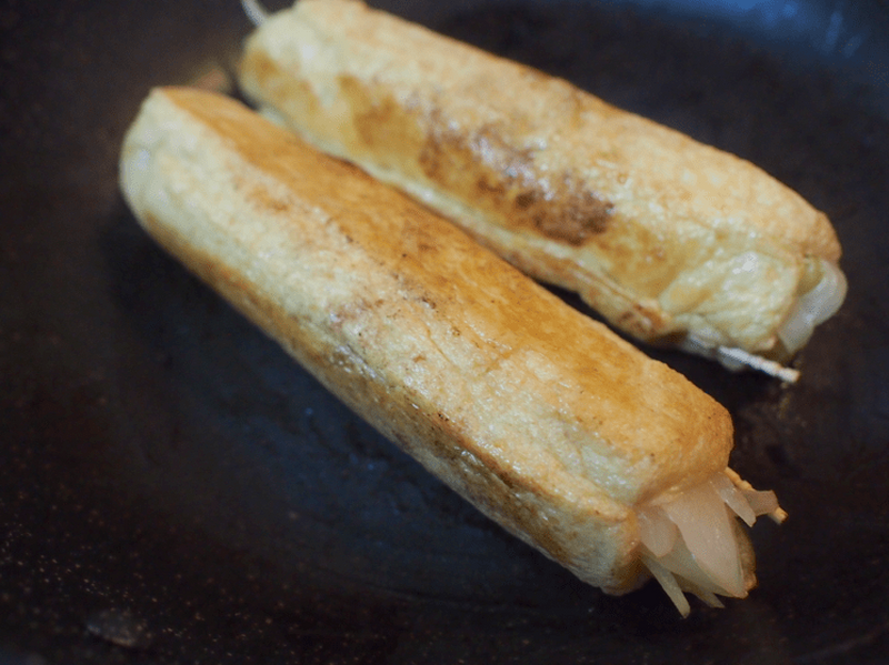 【レシピ】強烈なインパクト！一度食べるとクセになる「新たま油揚げロール」