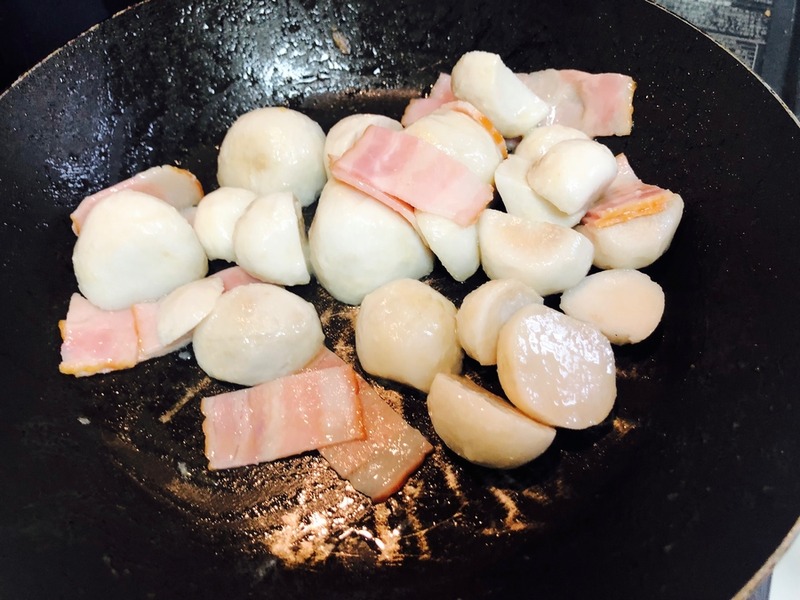 【レシピ】隠し味は〇〇！シンプルなのに旨味たっぷり「里芋ベーコン炒め」