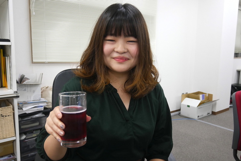 【レビュー】マッサンで話題沸騰！赤玉スイートワインを使ったサワー「赤玉パンチ」を飲んでみた