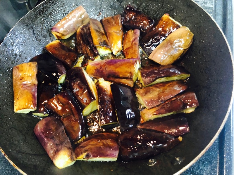 【レシピ】レンジを使って賢く時短調理！「秋茄子のさっぱりおろしポン酢がけ」