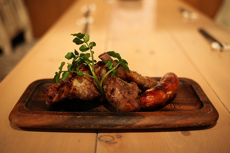 肉とチーズを日本酒でいただく！新橋のおしゃれ日本酒バル「蔵のや」に行ってきた