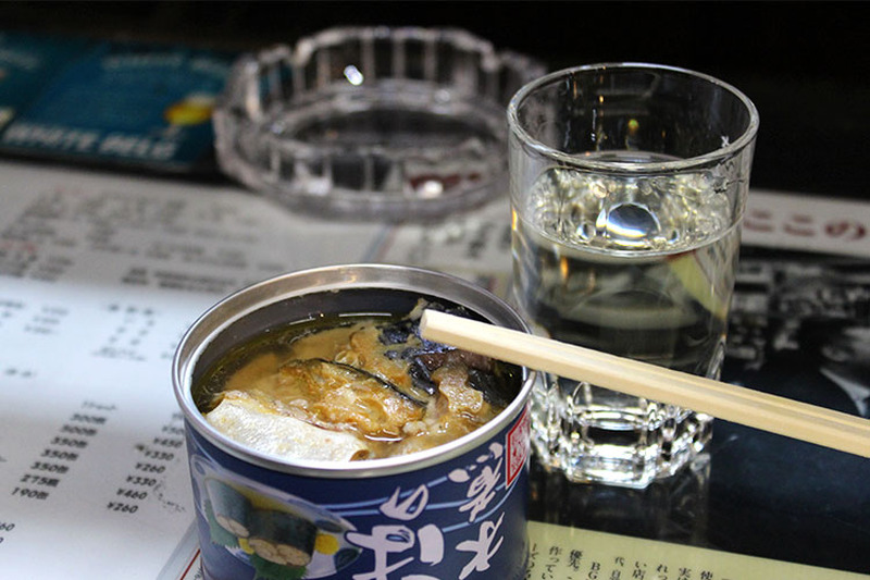 角打ち初心者大歓迎！創業80年を超える老舗「藤田酒店」で”せんべろ”してきた