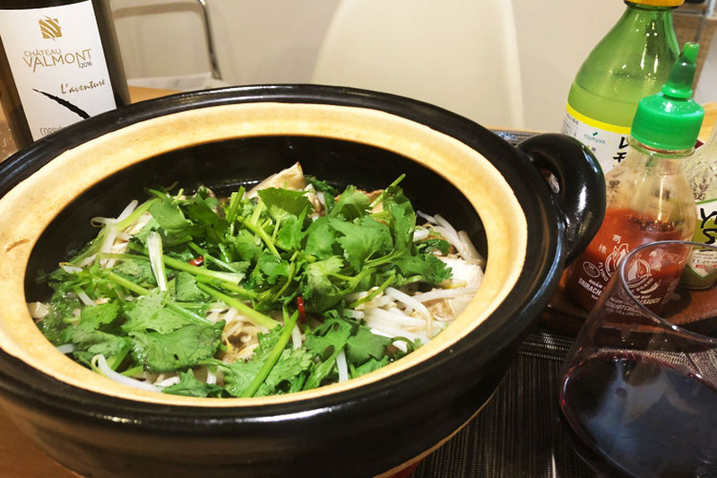 【レシピ】あのベトナム料理を和風なお鍋にアレンジ「和風フォー鍋」