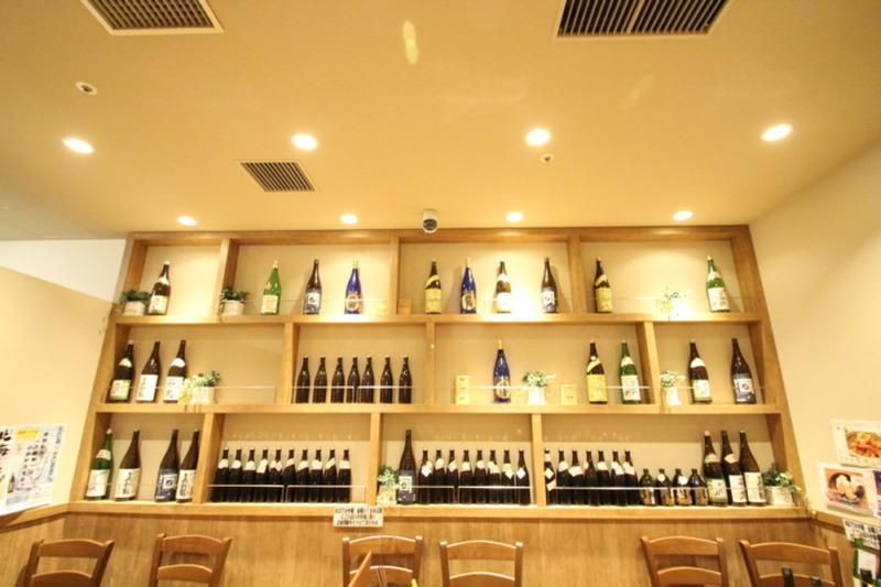 東京駅直結！セルフ飲み放題ができる定食屋「米どころん 八重洲店」に行ってきた