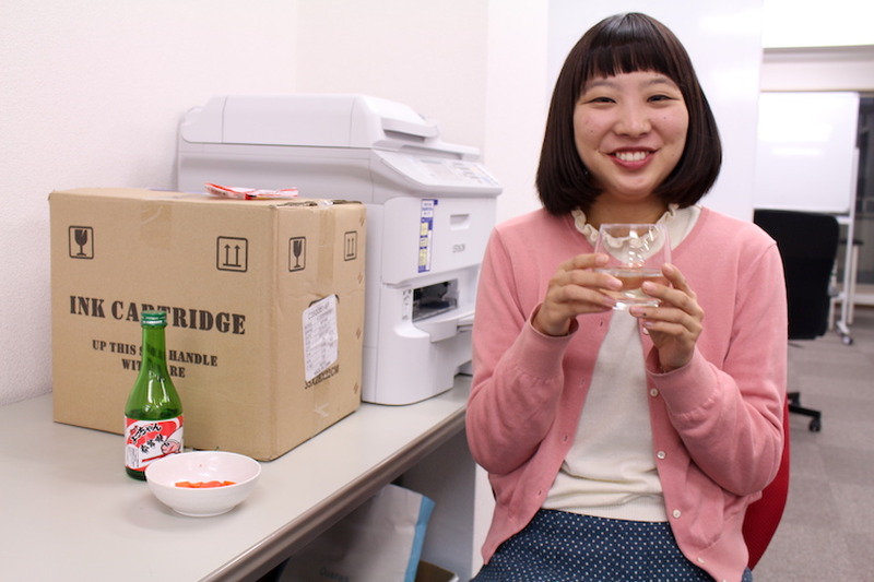 【レビュー】よっちゃんイカ専用の日本酒！？「春鶯囀 カットよっちゃん専用日本酒」を飲んでみた