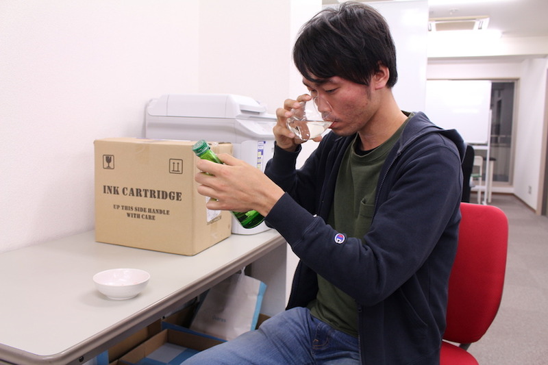 【レビュー】よっちゃんイカ専用の日本酒！？「春鶯囀 カットよっちゃん専用日本酒」を飲んでみた