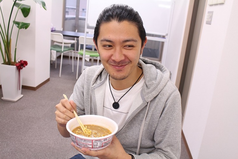 【レビュー】ラーメン大好き女子大生が「鬼そば藤谷 濃厚蟹だし味噌らぁ麺」を食べてみた