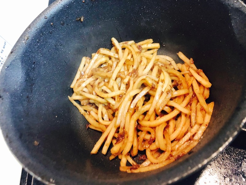 【レシピ】簡単なのにリッチな気分の和風おつまみ「筍のかつお炒め煮」