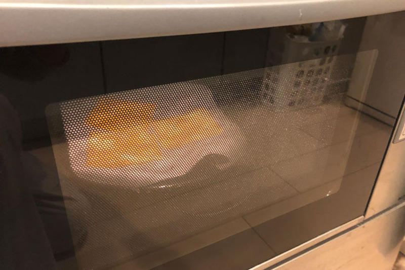 【レシピ】パリパリ食感が最高のおつまみ「チーズ煎餅」