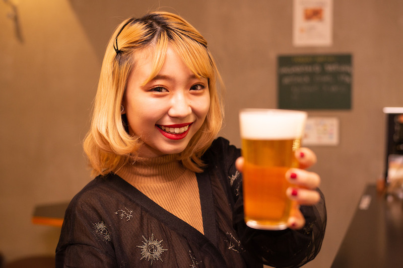 生のクラフトビールを持ち帰り！大矢梨華子が「TAP＆GROWLER」で「グロウラー」について学んできた