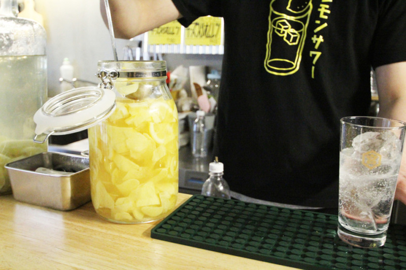 4種類の自家製レモンサワーが飲める！西荻窪「stand kitchen Lepont」に行ってきた