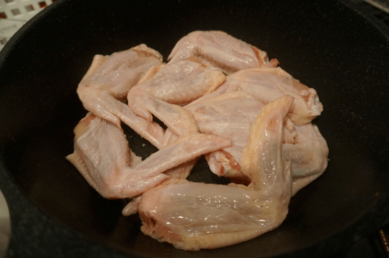 【レシピ】とろとろお肉としみしみ新じゃがの「手羽じゃが」