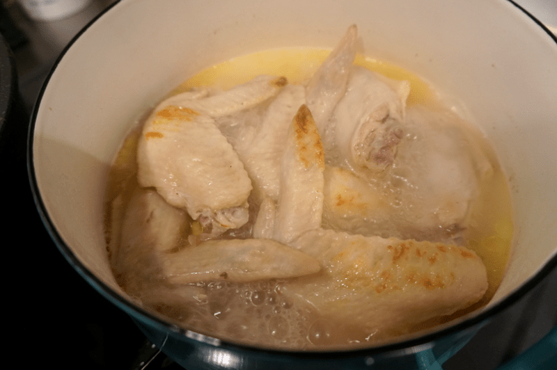 【レシピ】とろとろお肉としみしみ新じゃがの「手羽じゃが」