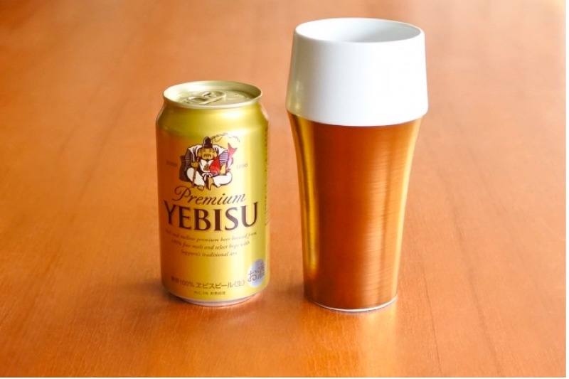 創業200年の本気！？「ビール」に見える有田焼ビアカップが販売中！