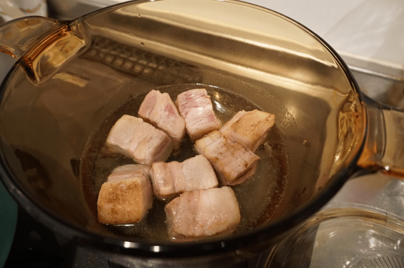 【レシピ】鍋でコトコトするだけ！「豚と丸ごと茄子のとろとろ煮」