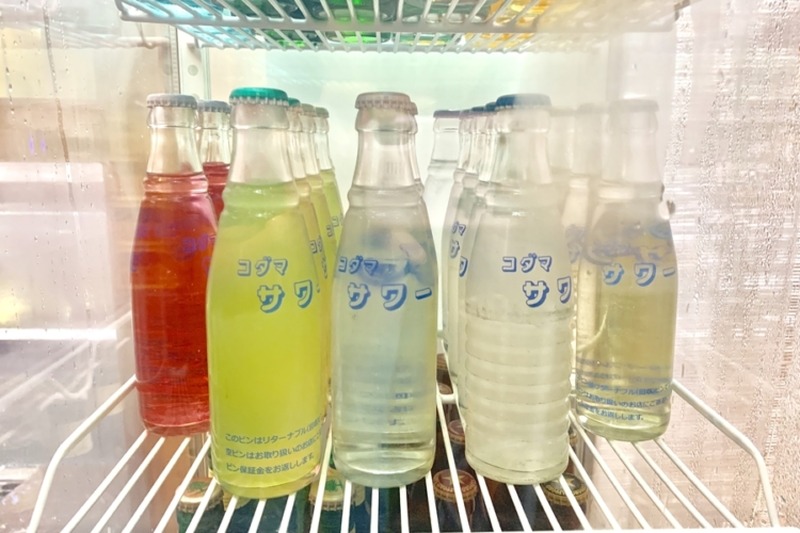 昼間は活版印刷所！？誰でも仲良く慣れる「リズムアンドベタープレス」は新しい飲み屋のカタチだった