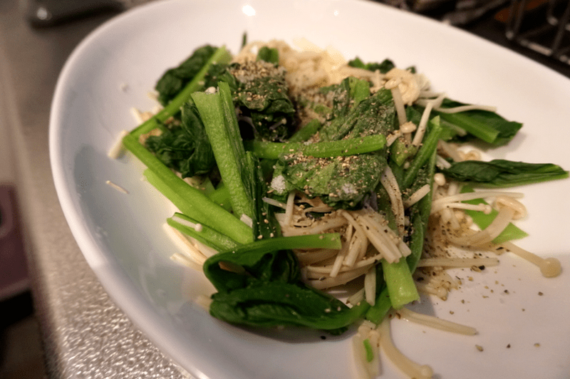 【レシピ】簡単美味しいのに病みつき！「小松菜のオリーブオイルナムル」