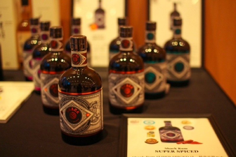 プレミアムジン「BUSS N°509」＆プレミアムラム「Shack Rum」一般販売開始！