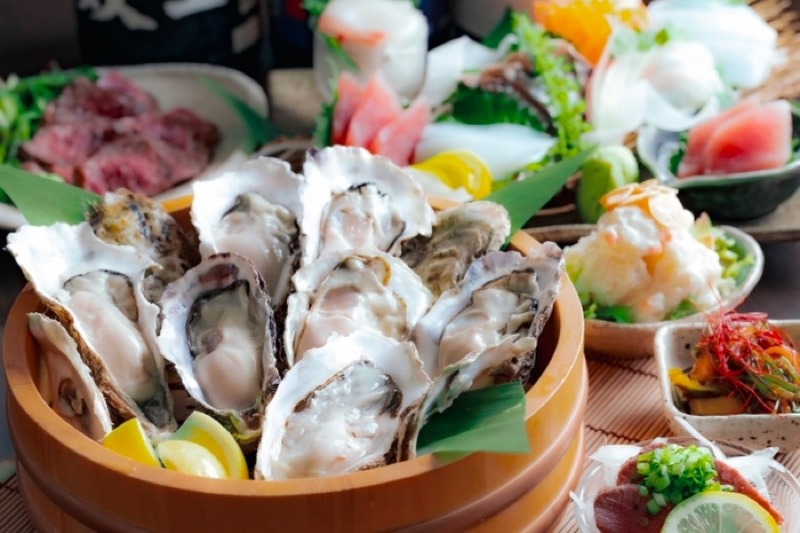 牡蠣尽くし！！生牡蠣食べ放題付きコースが「蔵よし日本橋店」で提供中！