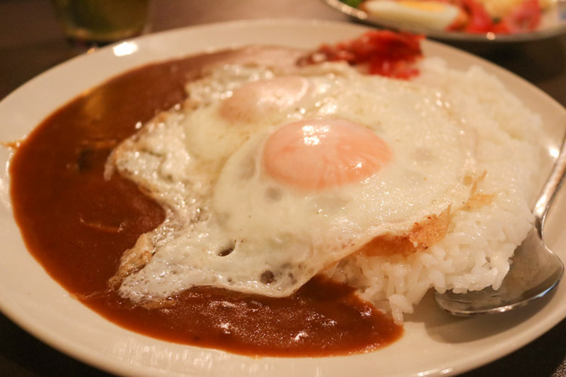 二郎系ラーメンが食べられるスナック！？赤羽で話題の「スナック雪子」に行ってきた