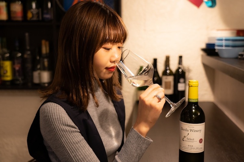 ヌーボーはボジョレーだけじゃないって知ってる？碓井玲菜が日本ワインの新酒を飲んできた