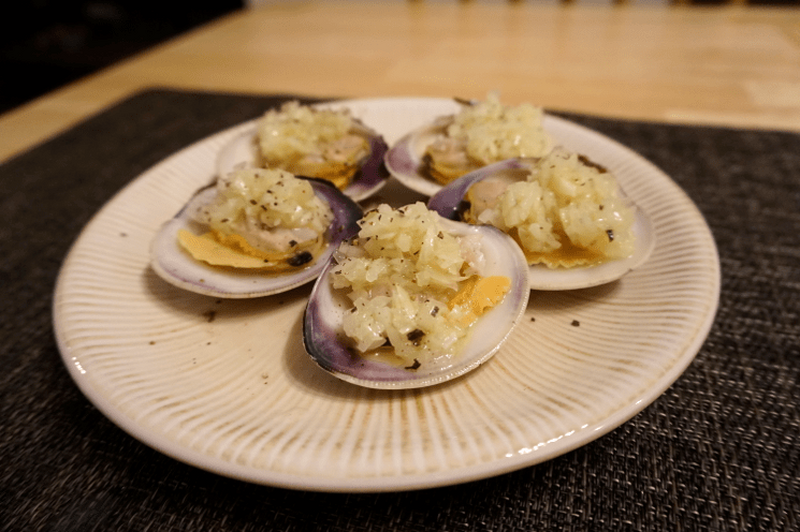 【レシピ】簡単なのに激ハマり！何にかけても美味しい「蒸し貝の玉ねぎソース」