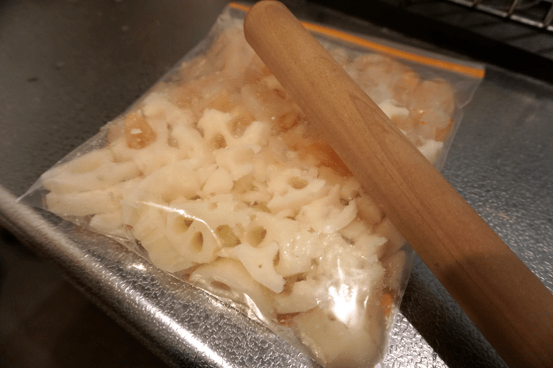 【レシピ】ゴロゴロ・ぷりぷり食感が病みつきに！「レンコン団子」