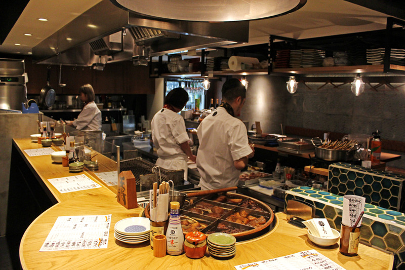 “しじみ出汁”のおでんだから酒を飲んでもプラマイゼロ説。六本木「おでん屋 ずぶ六」で熱燗グイッと一人呑みしてきた