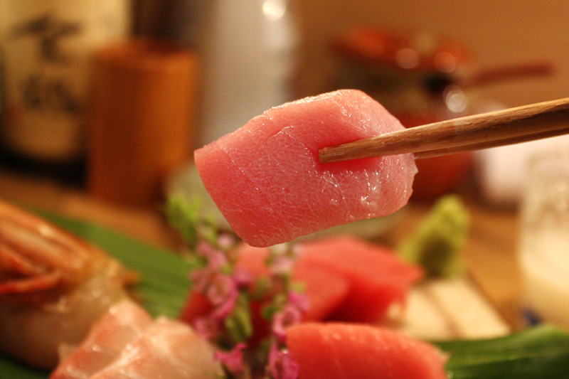 “しじみ出汁”のおでんだから酒を飲んでもプラマイゼロ説。六本木「おでん屋 ずぶ六」で熱燗グイッと一人呑みしてきた