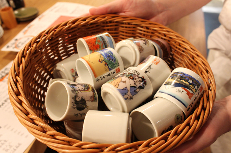 “しじみ出汁”のおでんだから酒を飲んでもプラマイゼロ説。六本木「おでん屋 ずぶ六」で熱燗グイッと一人呑みしてきた