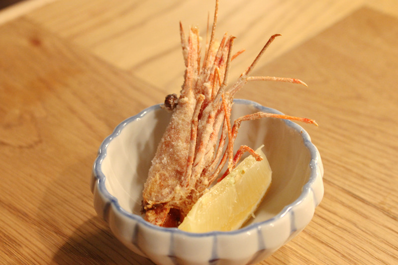 “しじみ出汁”のおでんだから酒を飲んでもプラマイゼロ説。六本木「おでん屋 ずぶ六」で熱燗グイッと一人呑みしてきた