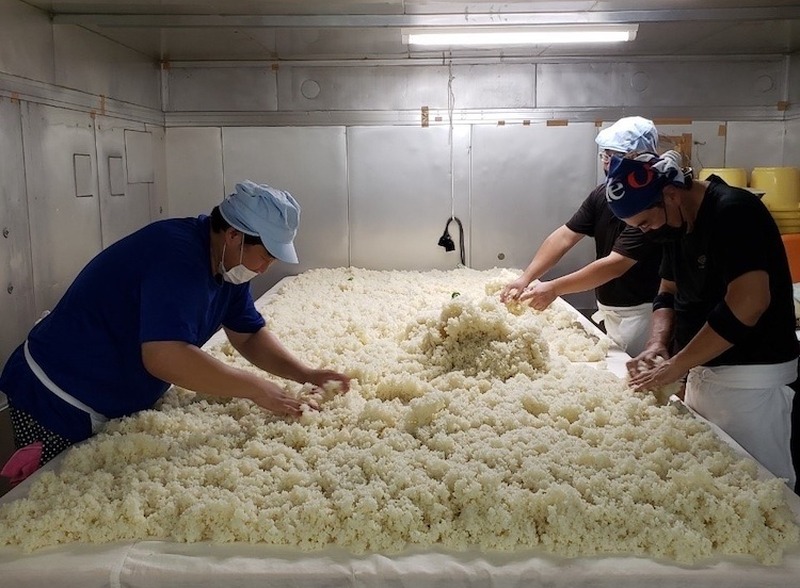 社長登場！「北斗の拳」コラボ焼酎を造っている光武酒造場のことを解説してもらった