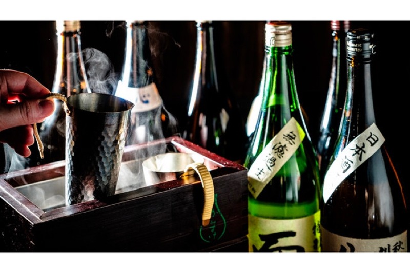 銘柄日本酒など70種が2,750円の飲み放題が「日本酒・米屋 蔵バル 梅田店」に登場！
