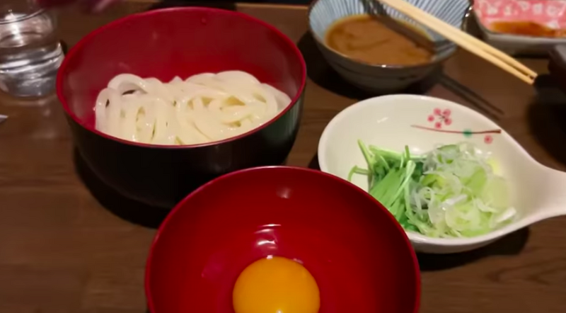 【動画あり】牡蠣好き必見!!昭和な雰囲気漂うレトロ居酒屋「玉善」