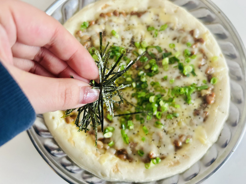 【レシピ】相性の良さにびっくり！激ウマ「納豆ピザ」