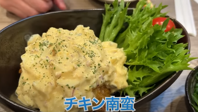 【動画あり】もっと早く行くべきだった...。ラーメンが絶品すぎる！宮崎料理居酒屋「だれやめや」に行ってきた