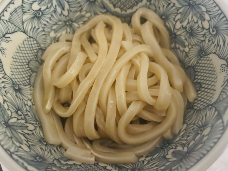 【レシピ】シメにぴったり！「釜玉ハーブうどん」