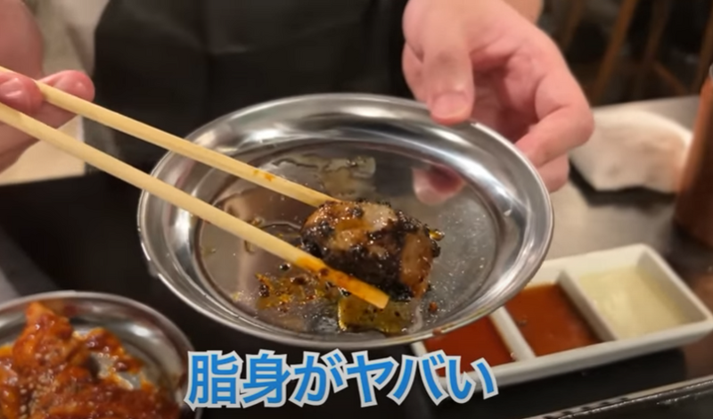 【動画あり】お酒100円！ホルモン500円！ピリ辛肉が旨すぎな焼肉屋「本元 野毛店」に行ってきた